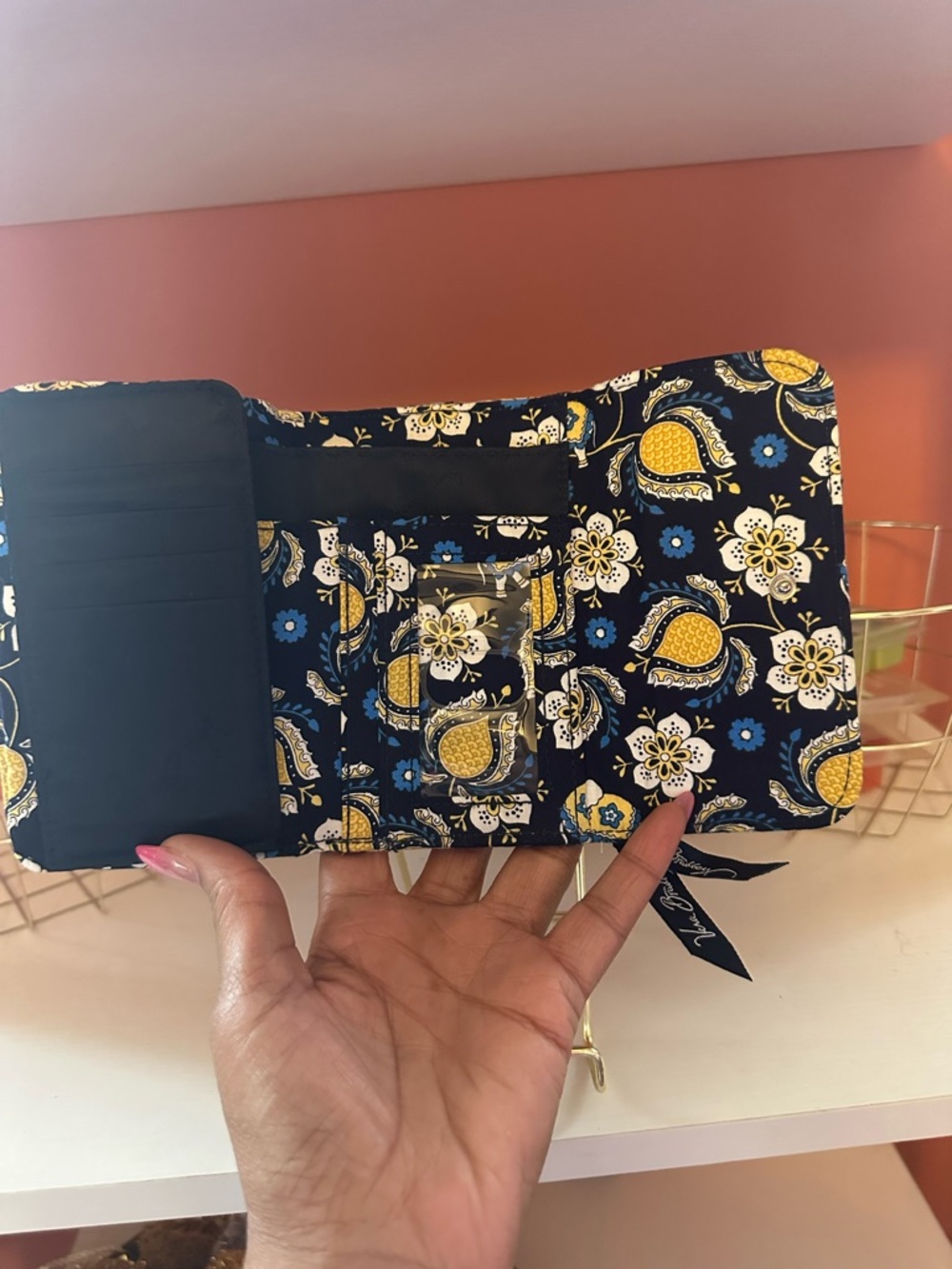 VERA BRADLEY Crossbody Bag and Wallet “Elle Blue” retired print(EUC) - Picture 6 of 16